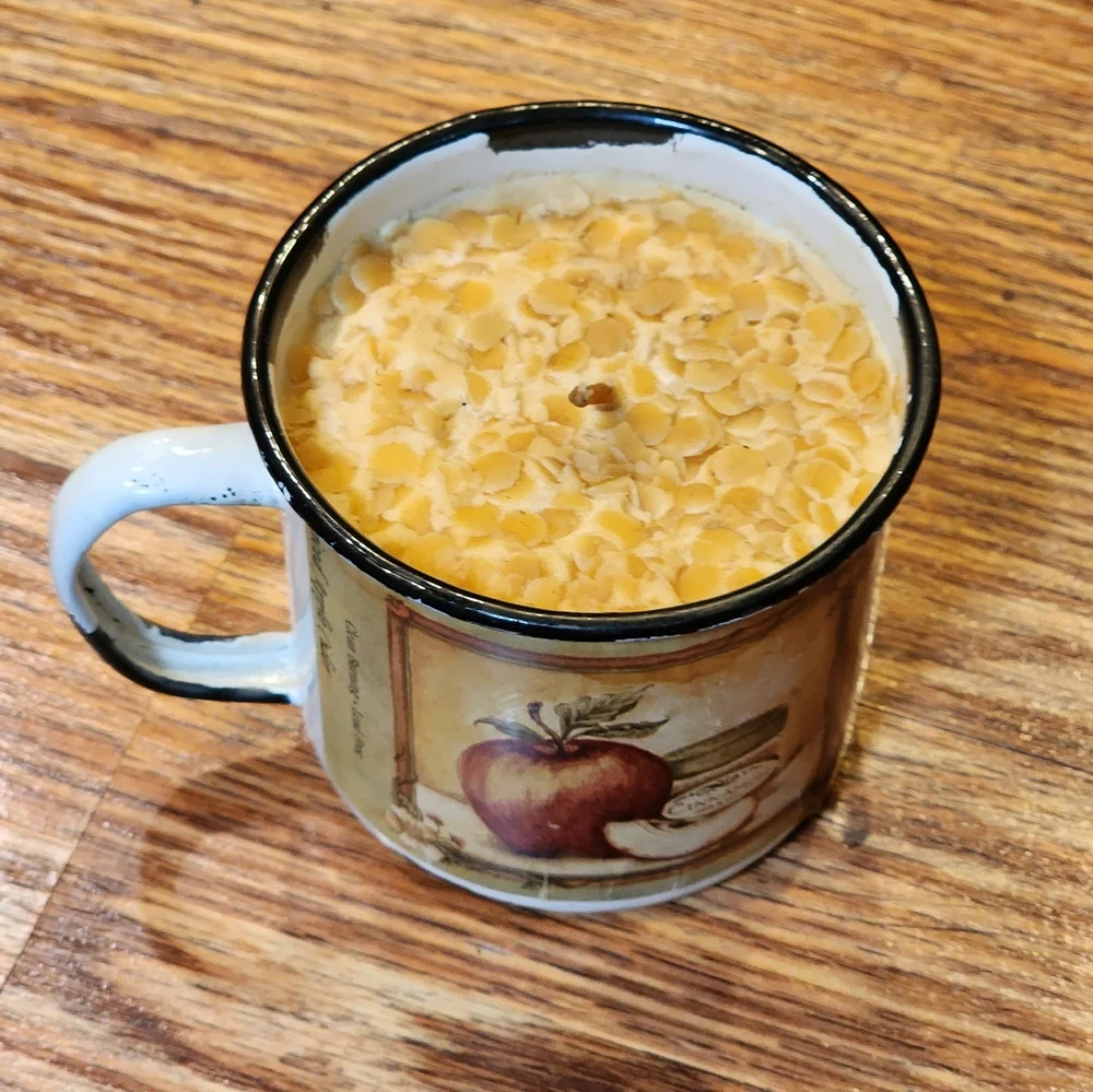 Vintage Enamel Mug Spiced Apple Cider Lead Free Candle (18 Hour)